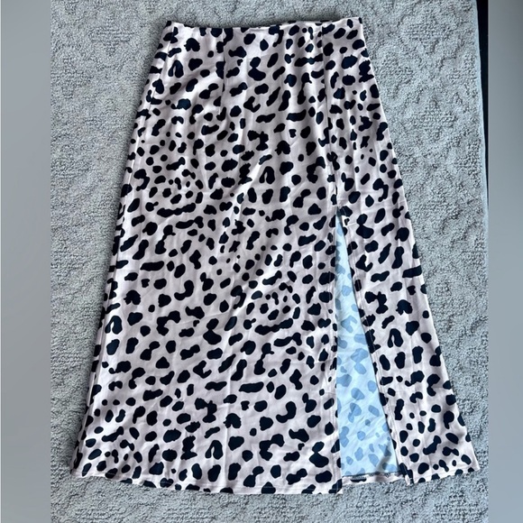 Princess Polly Nia Leopard Print Midi Satin Skirt - Picture 5 of 5